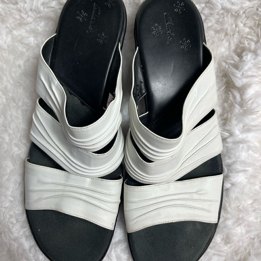 Clarks leather white straps wedge slip on sandals rubber soles size 11 - Picture 3 of 9